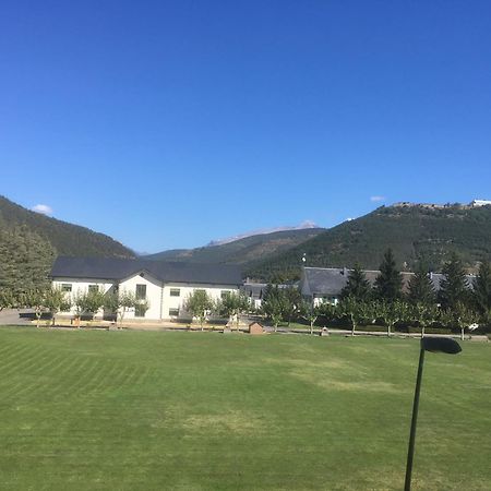 Apartament Ventana Al Pirineo Jaca Zewnętrze zdjęcie